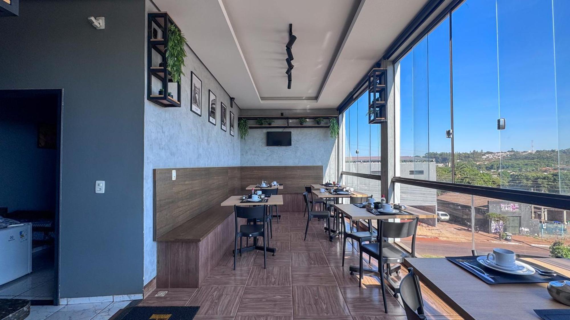 Pling Hotel Jataí Екстериор снимка